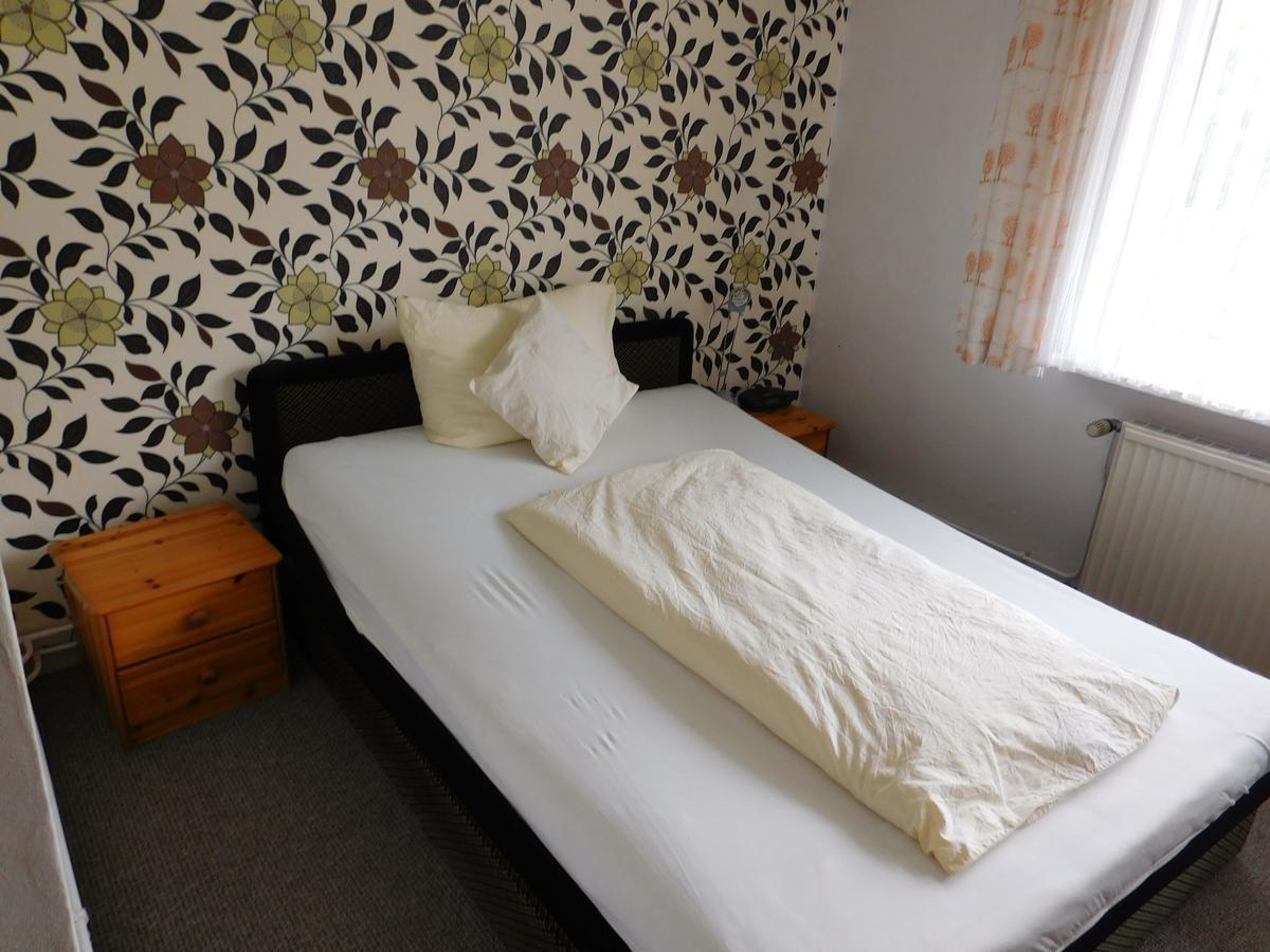 Hotel Pension Am Kurmittelhaus Bad Grund Ngoại thất bức ảnh