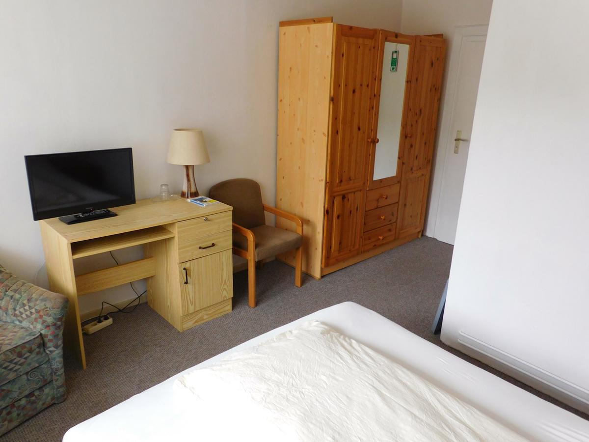 Hotel Pension Am Kurmittelhaus Bad Grund Ngoại thất bức ảnh