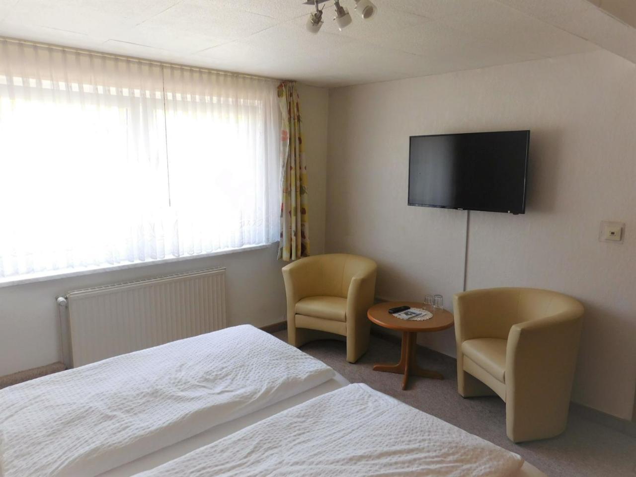Hotel Pension Am Kurmittelhaus Bad Grund Ngoại thất bức ảnh